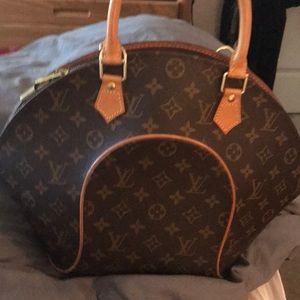 Louis Vuitton bag